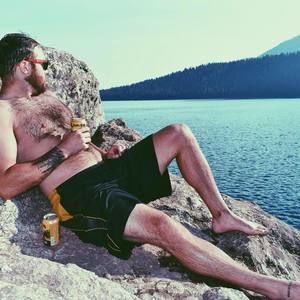 Meet your Posher, Aaron